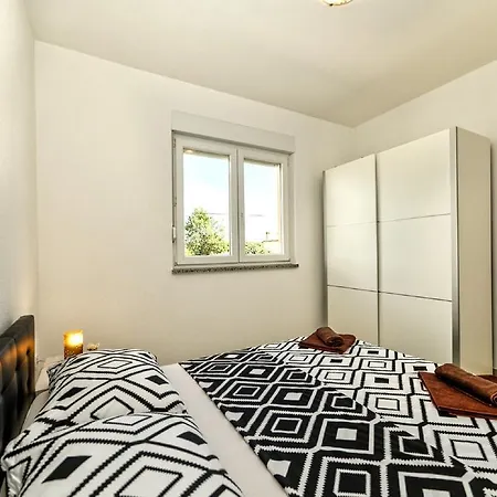 Apartment Una