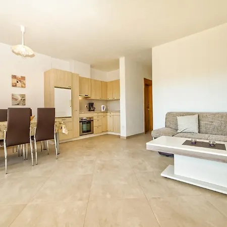 Apartment Una Pula