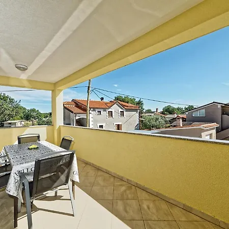 Apartment Apartment Una Pula