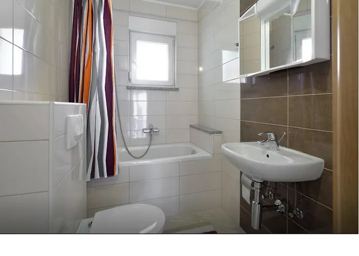 아파트 Apartment Una *